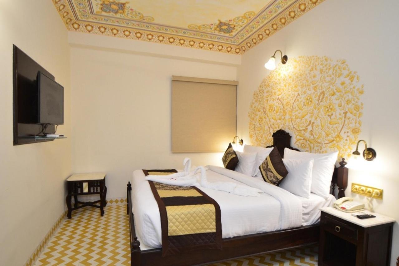 Nirbana Palace - A Heritage Hotel And Spa Jaipur Dış mekan fotoğraf