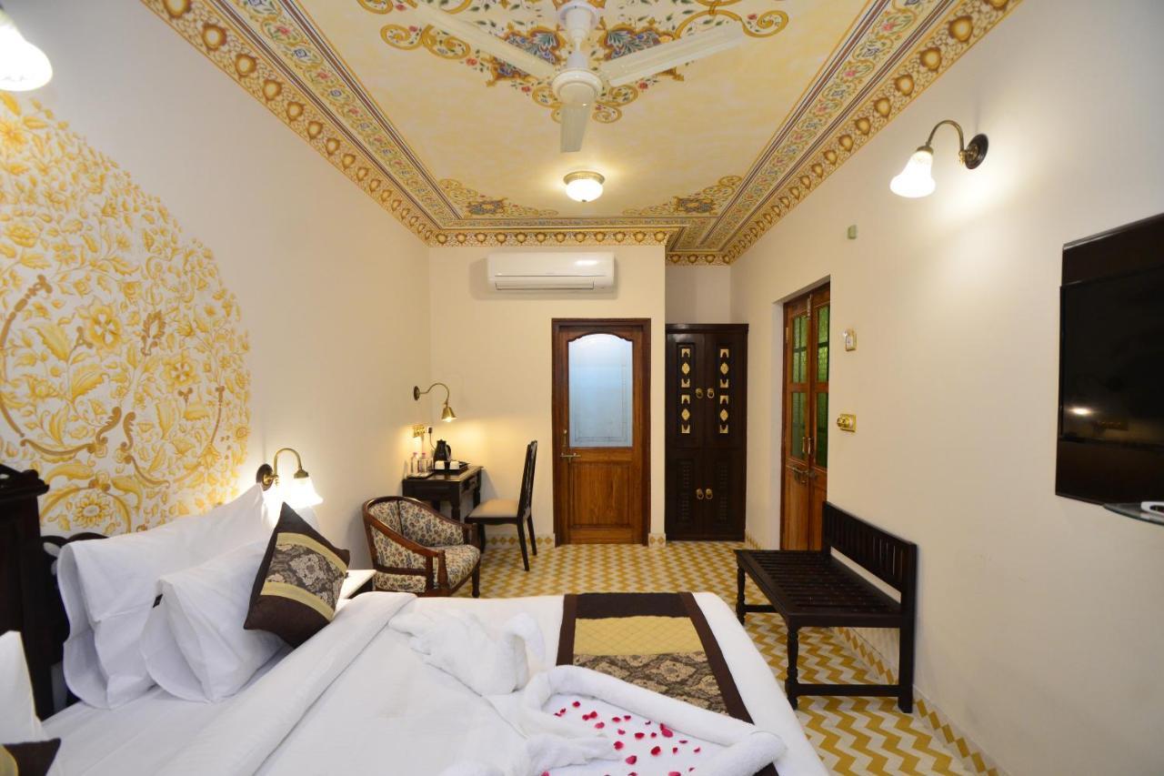Nirbana Palace - A Heritage Hotel And Spa Jaipur Dış mekan fotoğraf