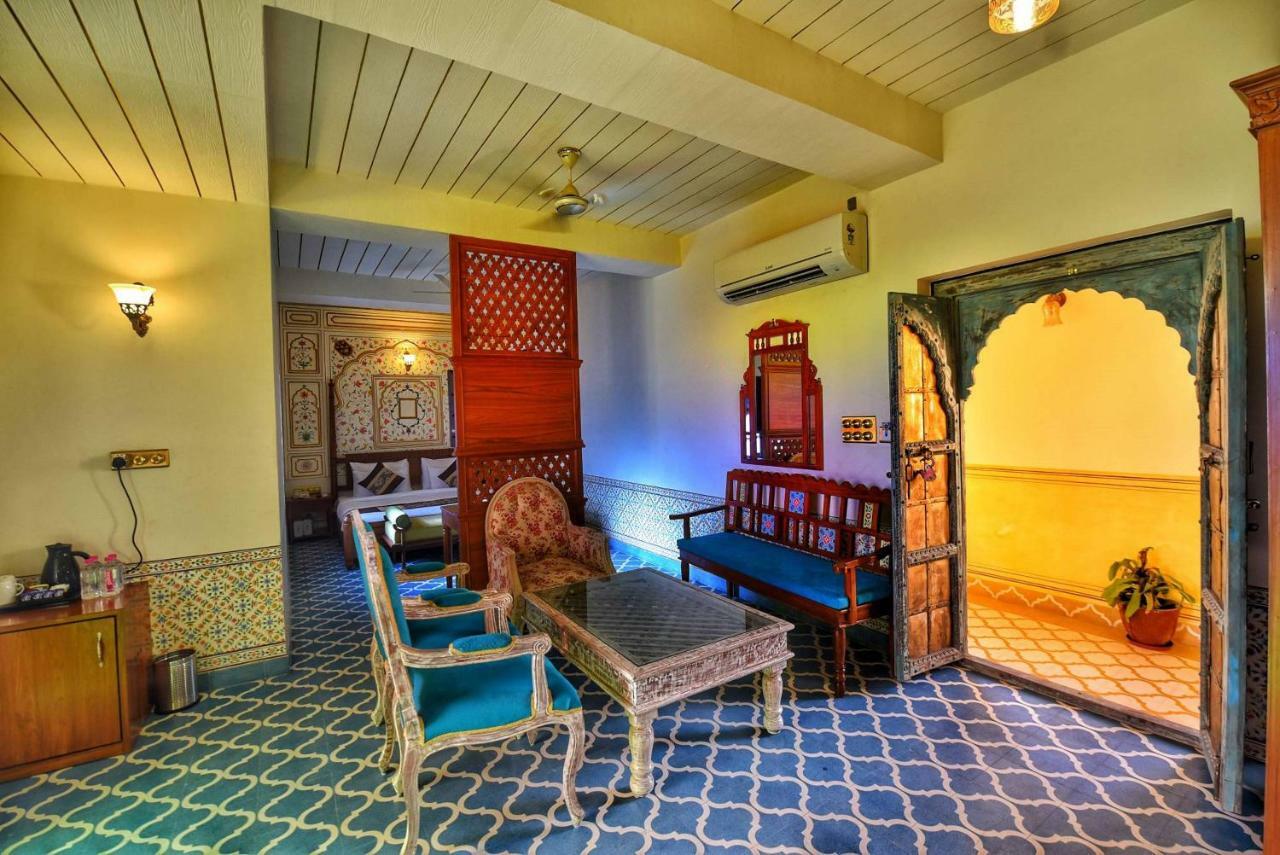 Nirbana Palace - A Heritage Hotel And Spa Jaipur Dış mekan fotoğraf