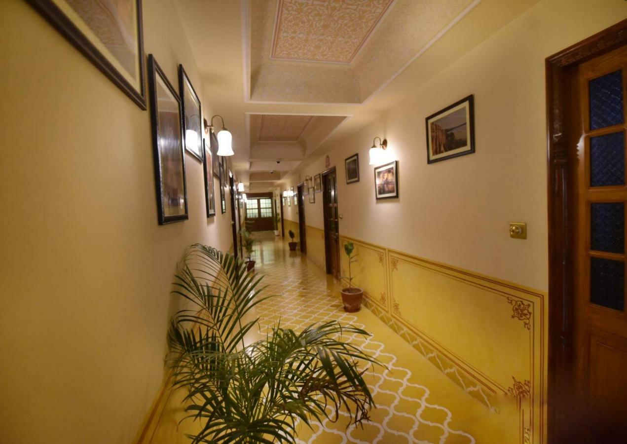 Nirbana Palace - A Heritage Hotel And Spa Jaipur Dış mekan fotoğraf